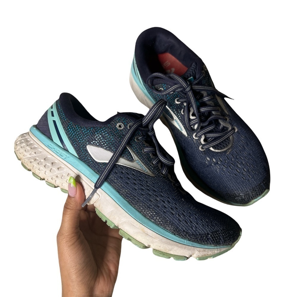 Brooks Blue Size 7.5 Women’s Ghost Lace Up Athletic Shoes